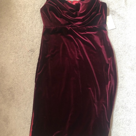 Revery Velvet Bridesmaid Dress - Picture 6 of 6